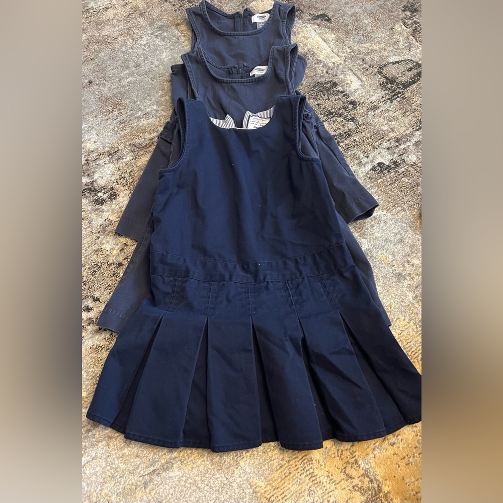 3 uniformes girl’s cotton dresses 5T